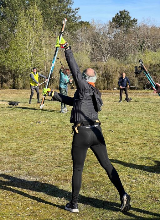 Échauffement des marcheurs nordiques